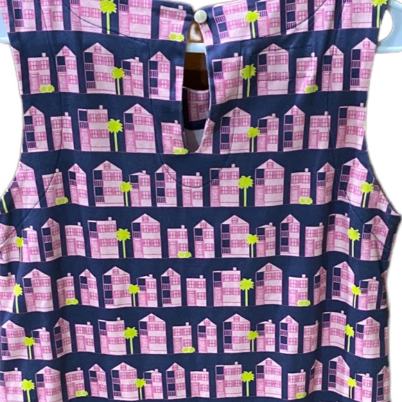 Borough South of Broad  Classic Shift Dress - Picture 8 of 12